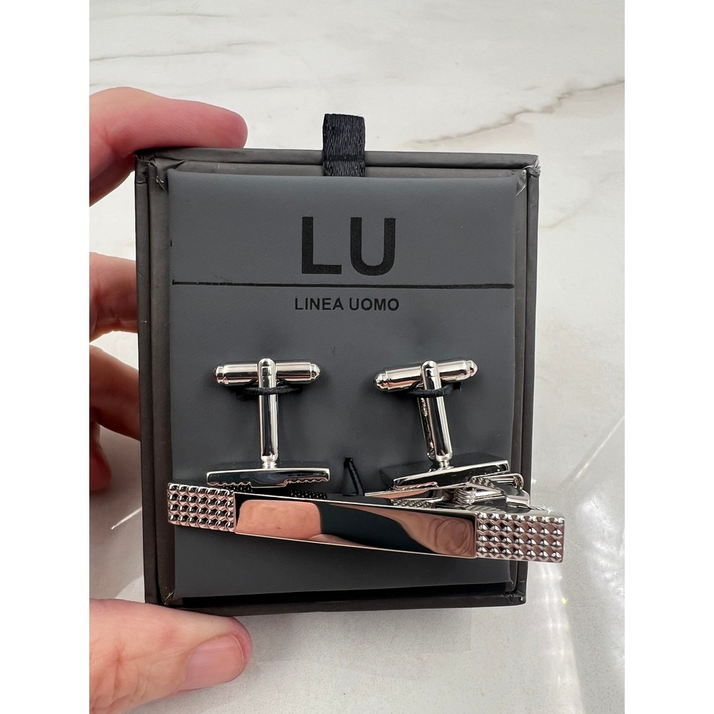 Linea Uomo Mens Silver Tone Textured Tie Bar and Cufflinks Set LU03M2948R